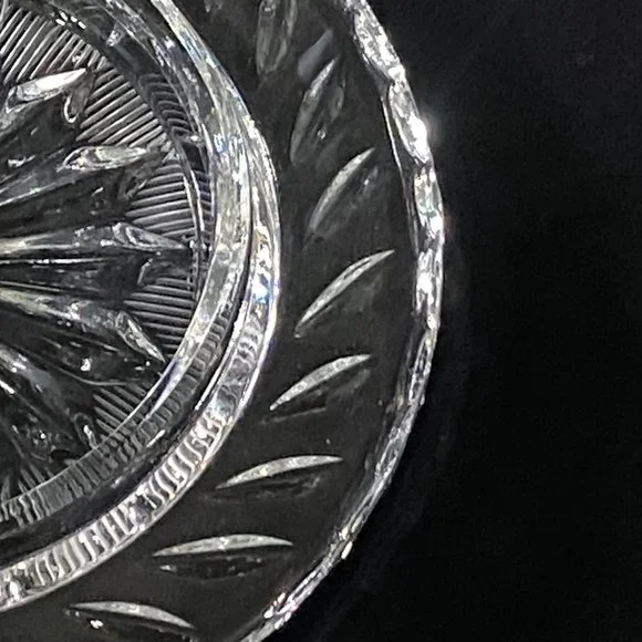 Eleanor American Cut Round Glass Cover Butter/Cheese Dish Pinwheel Fan Stars - Picture 8 of 11